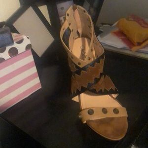 Brown tan & black heel sandals